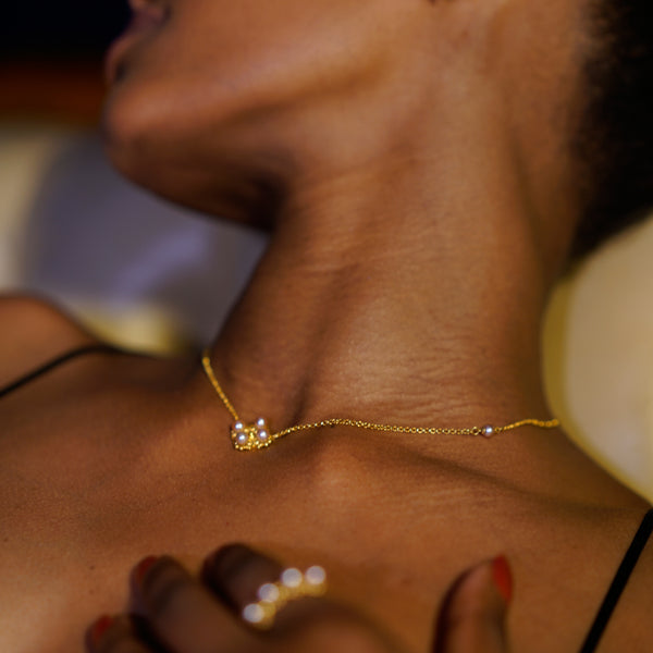 Sun Flower: Four-Pearl Necklace
