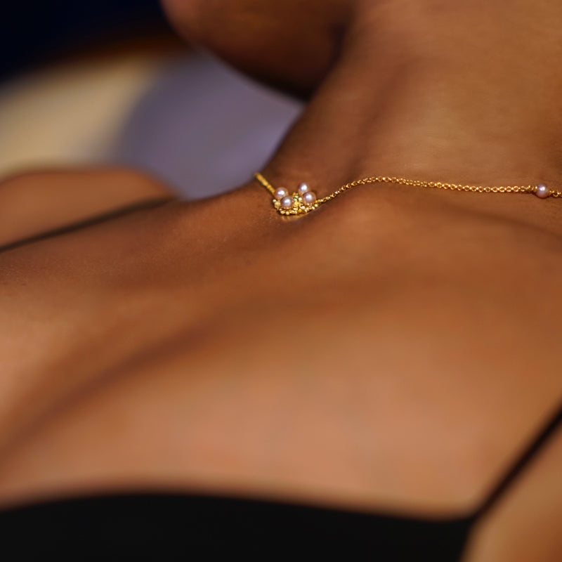 Sun Flower: Four-Pearl Necklace